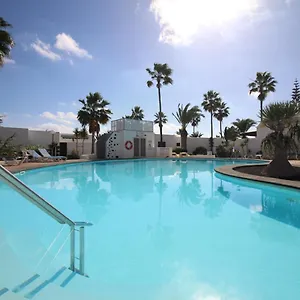 Casa De Mas En Playa Bastian Apartment
